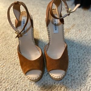 Steve Madden Brown Leather wedges, size 8
